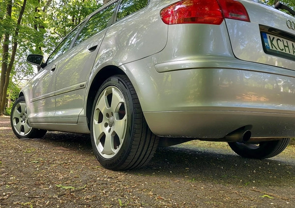 Audi A3 cena 15600 przebieg: 299000, rok produkcji 2006 z Sosnowiec małe 301